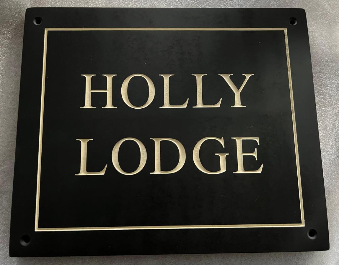 Holly Lodge - 2 X Kingsize Bedrooms With Private Entrance And Free Parking-New Shower Room Oban Zewnętrze zdjęcie
