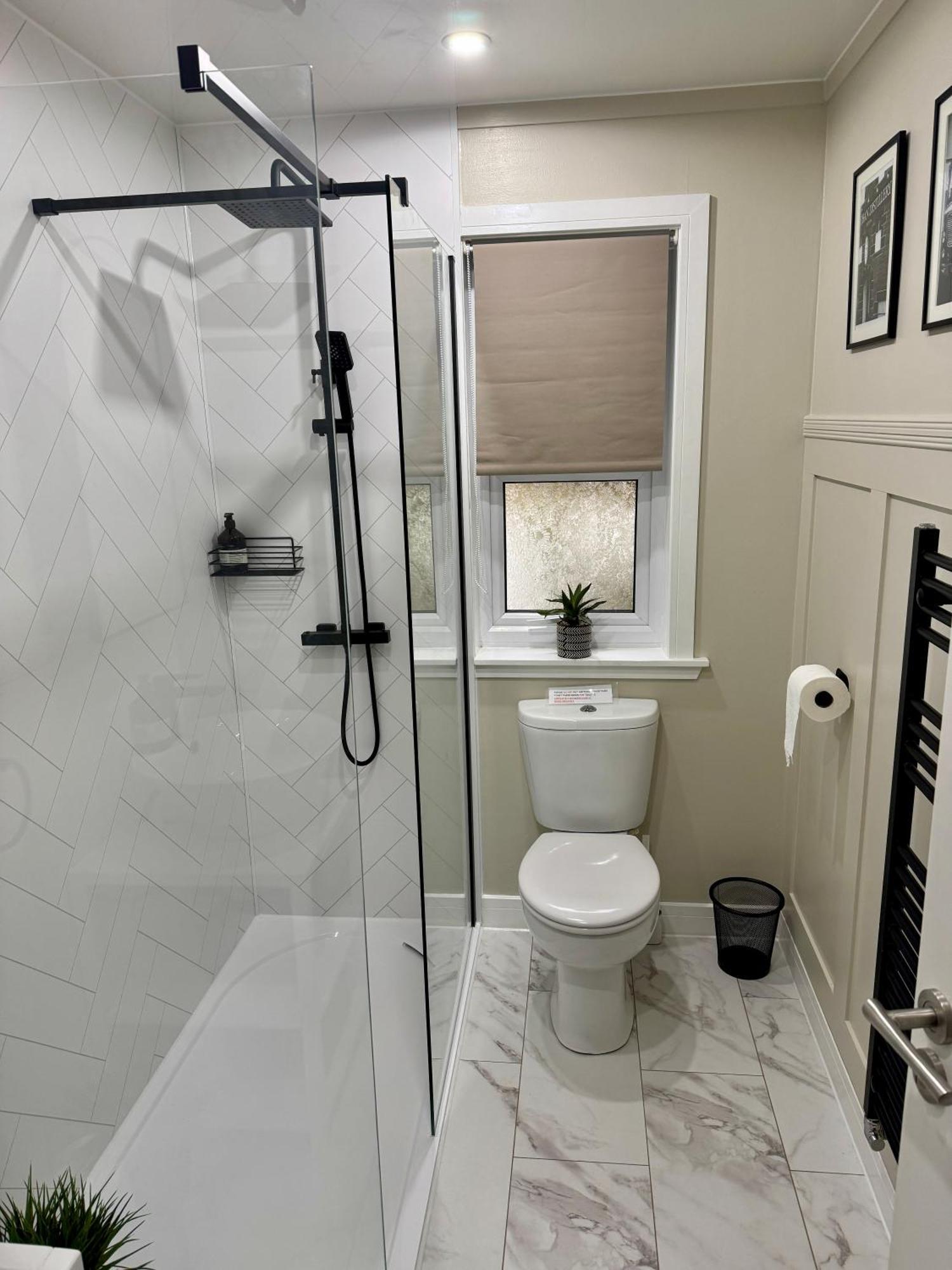 Holly Lodge - 2 X Kingsize Bedrooms With Private Entrance And Free Parking-New Shower Room Oban Zewnętrze zdjęcie